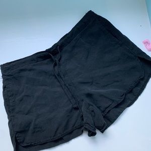 BRANDY MELVILLE SHORTS!! BRAND NEW W/ TAG